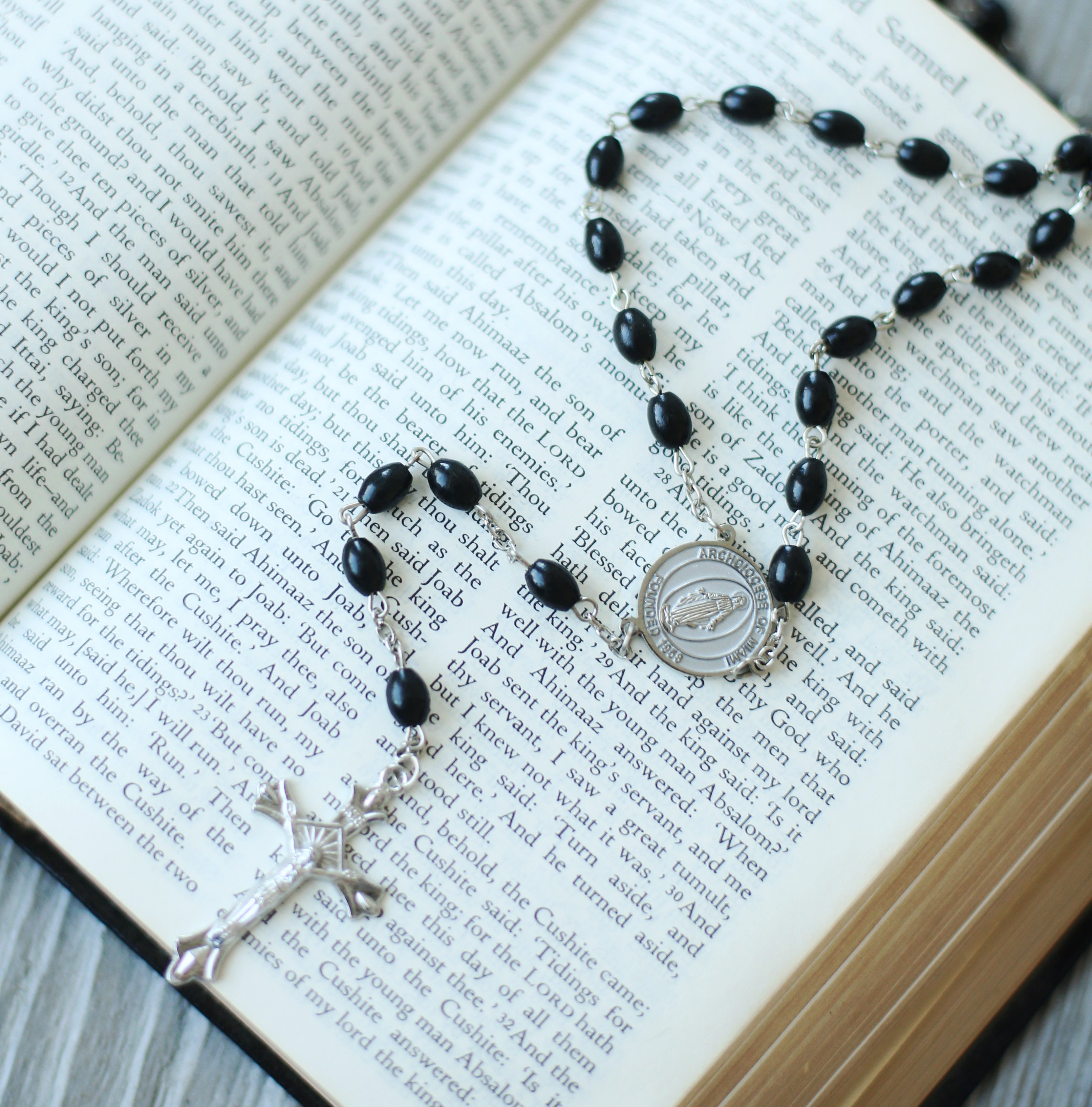 Custom Rosary Medals – Remembering Anniversaries and Celebrations In The Palm of Your Hand